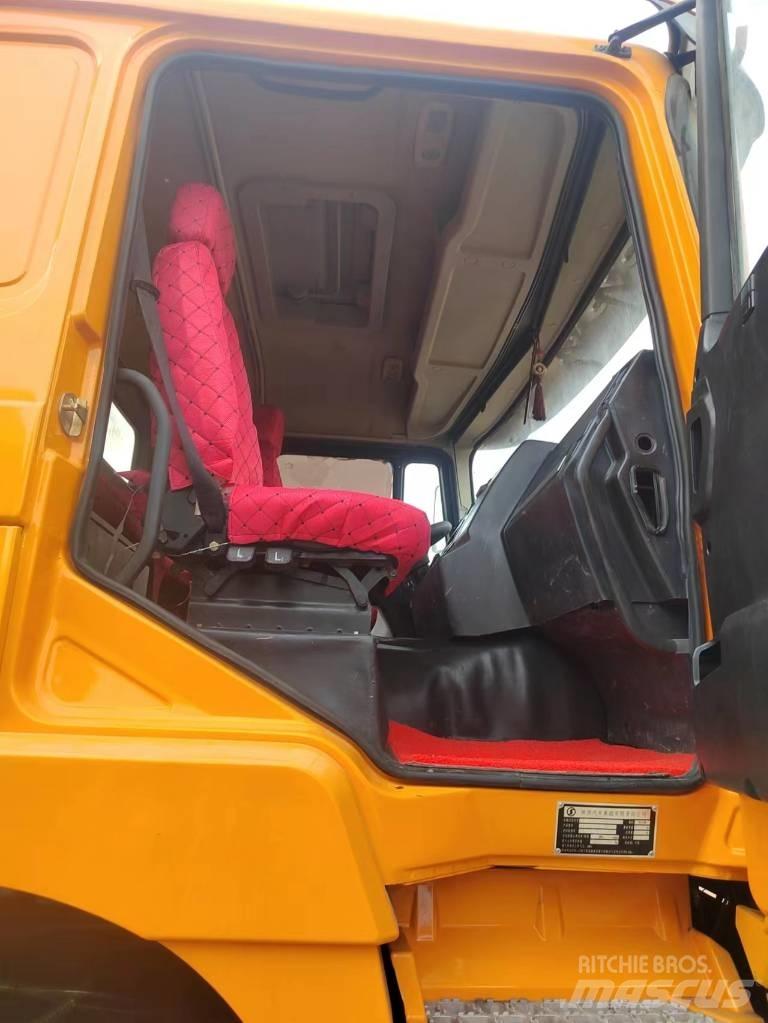 Shacman F 3000 Lastbiler med tip