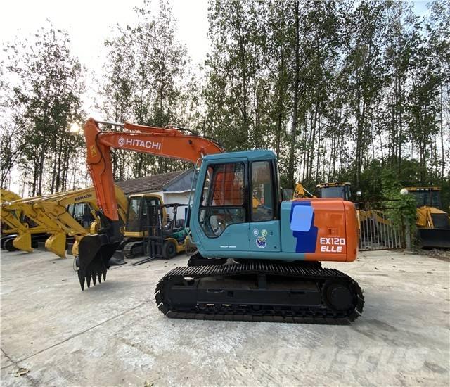 Hitachi EX120 Gravemaskiner på larvebånd