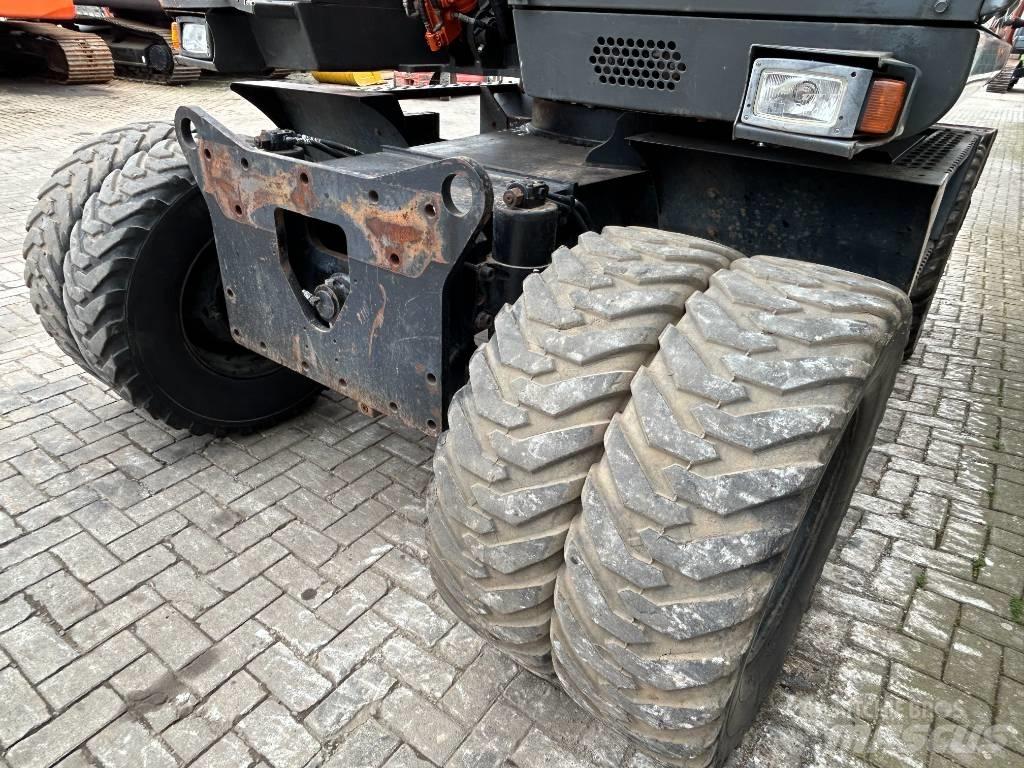Hitachi ZX 140 W Gravemaskiner på hjul