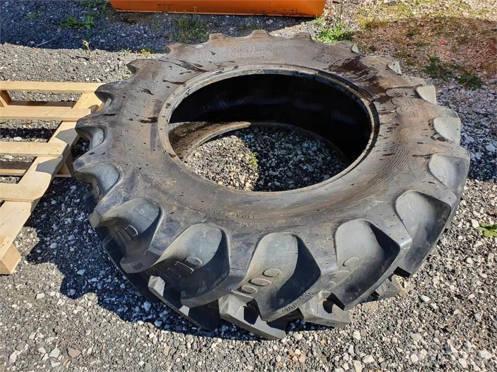 BKT 420/85R30 Hjul, Dæk og Fælge