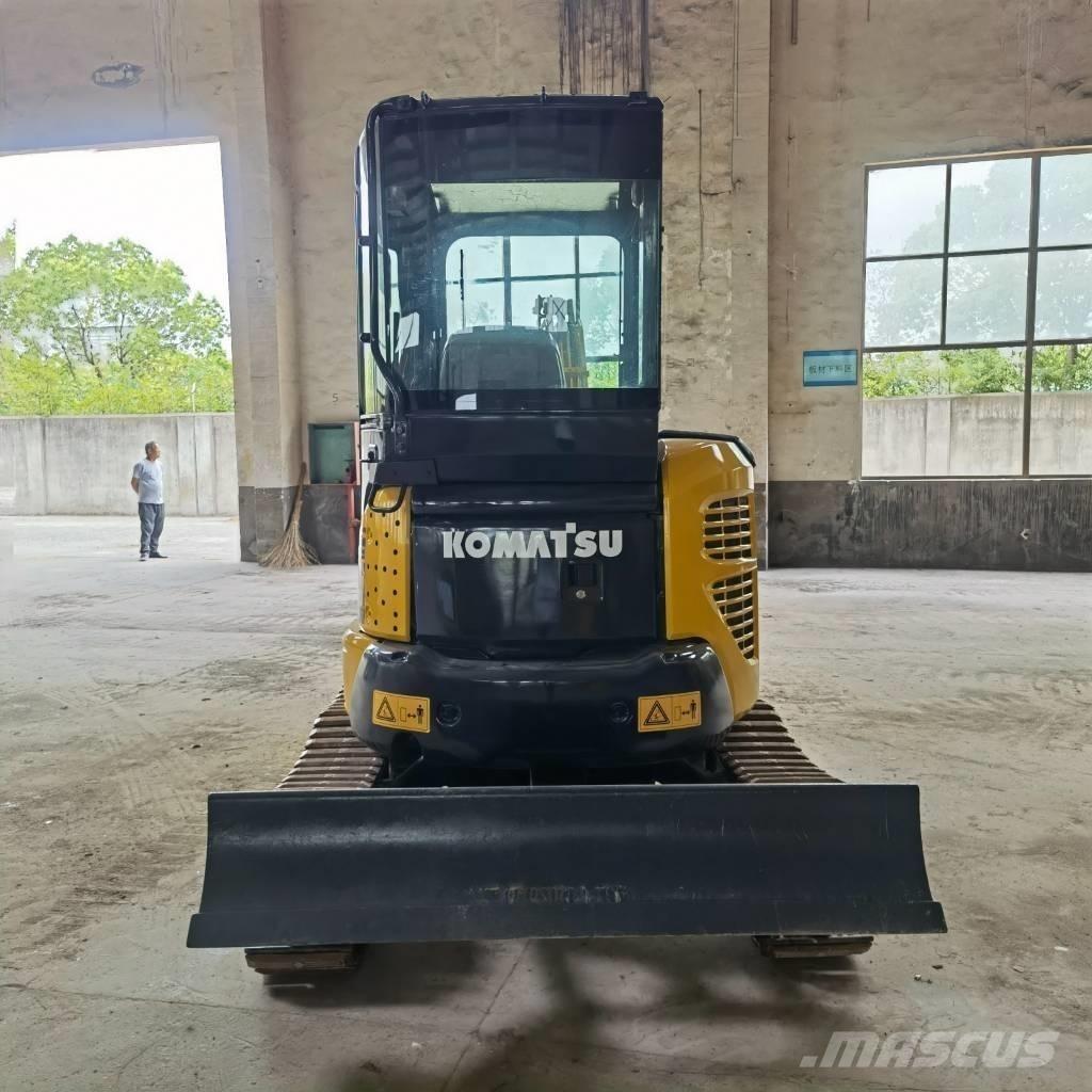 Komatsu PC30 Gravemaskiner på larvebånd