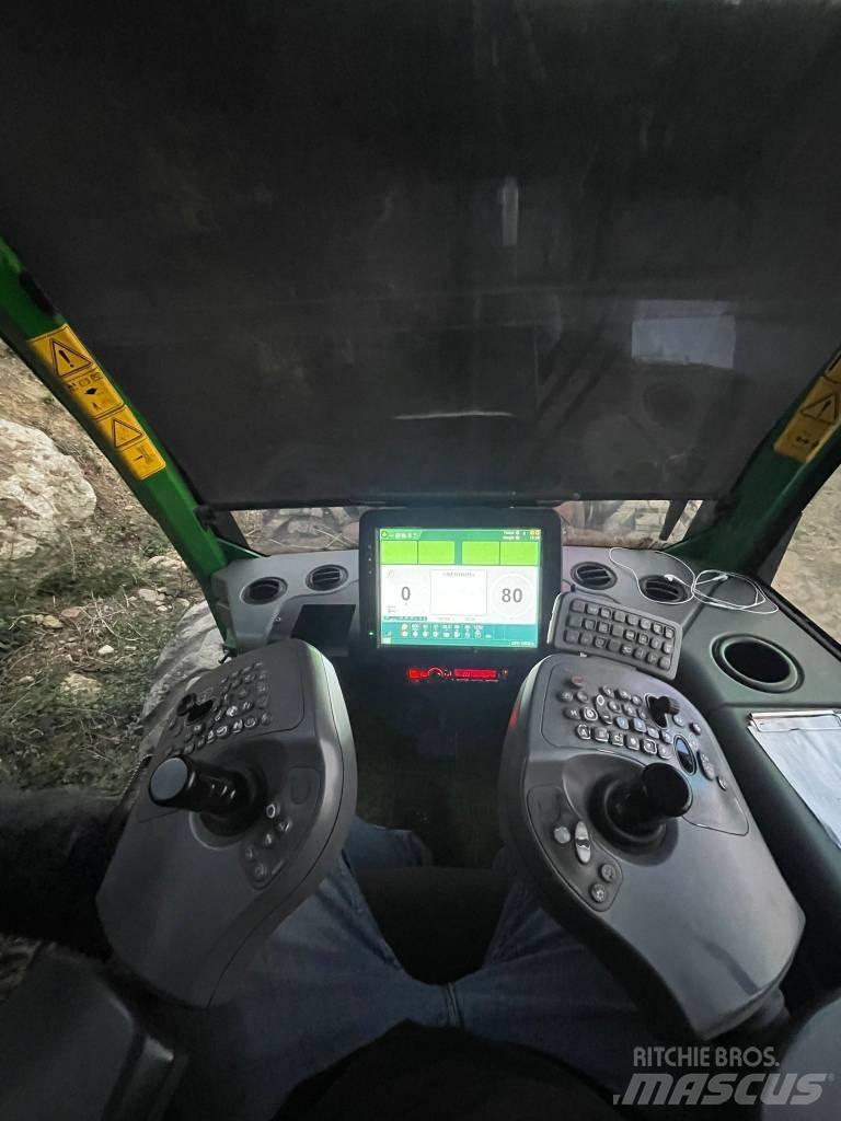 John Deere 1270 G Skovningsmaskiner