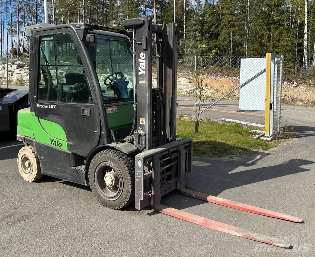 Yale GLP 25 VX LPG gaffeltrucks