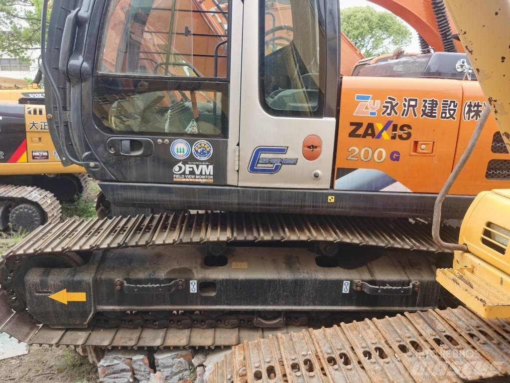 Hitachi ZX 200 Gravemaskiner på larvebånd