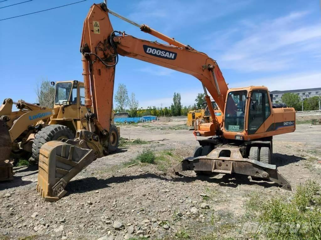 Doosan DH210W-7 Gravemaskiner på hjul