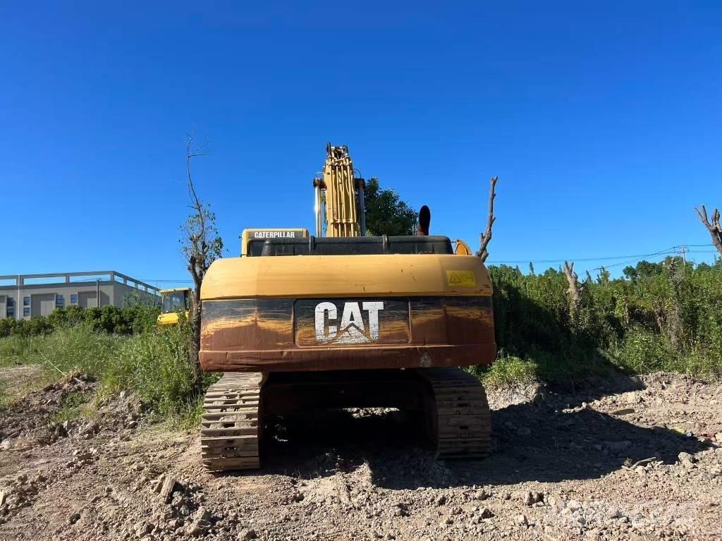 CAT 330 C Gravemaskiner på larvebånd