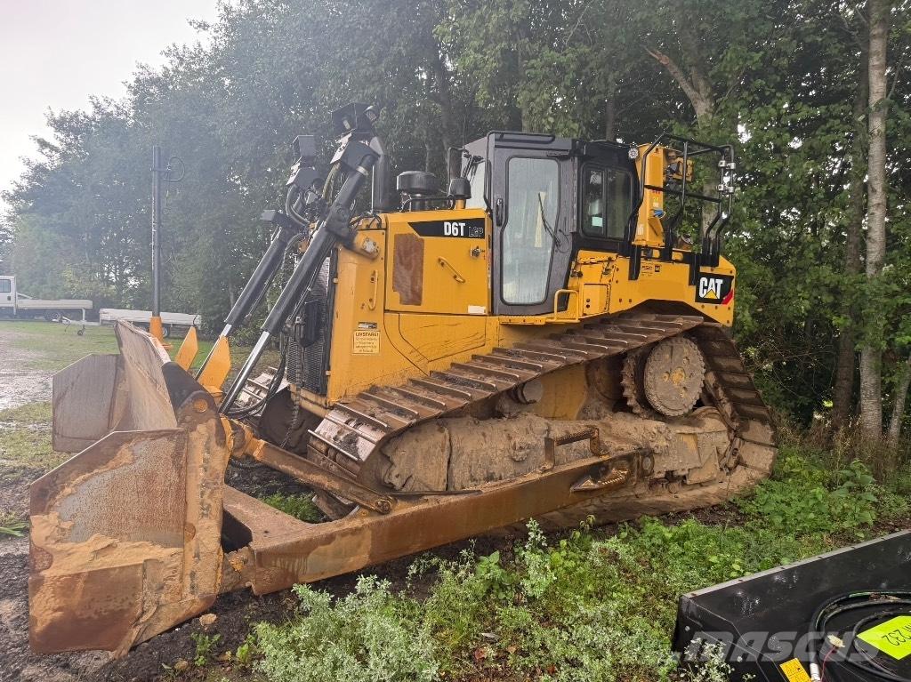 CAT D 6 T LGP Bulldozer på larvebånd