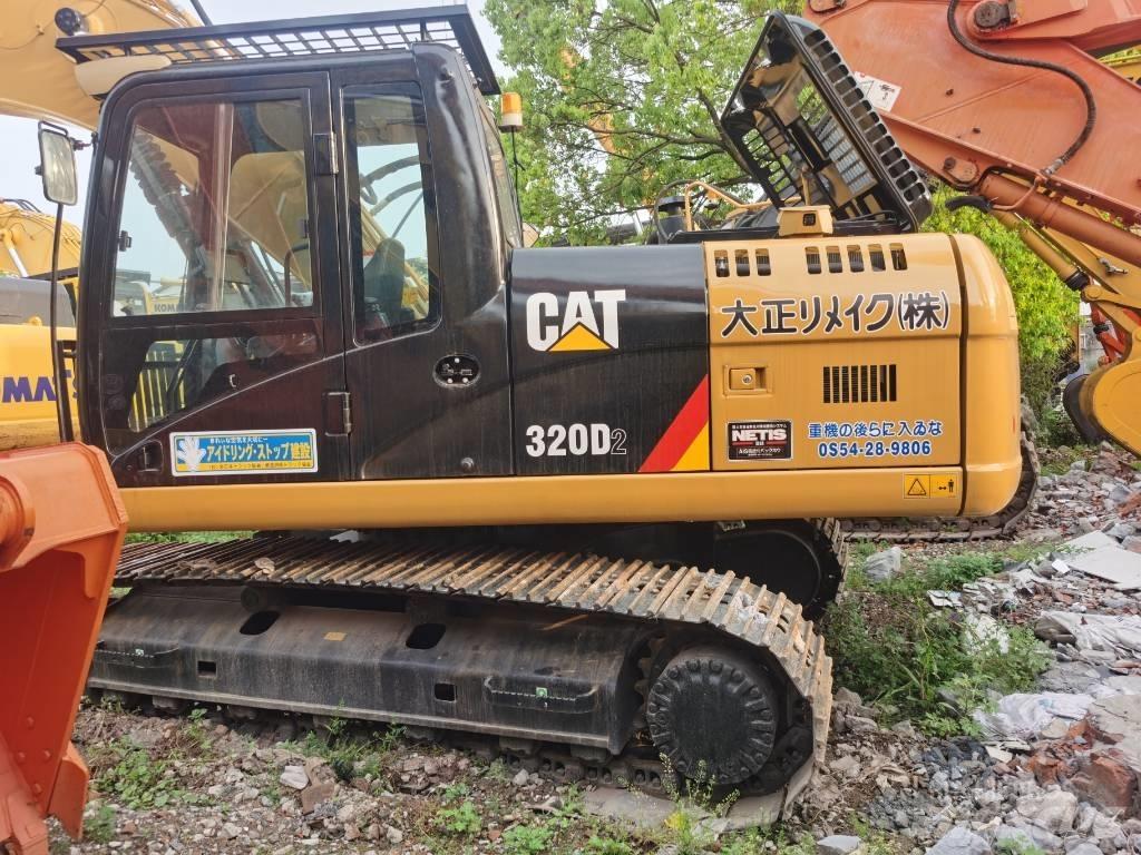 CAT 320 D2 Gravemaskiner på larvebånd