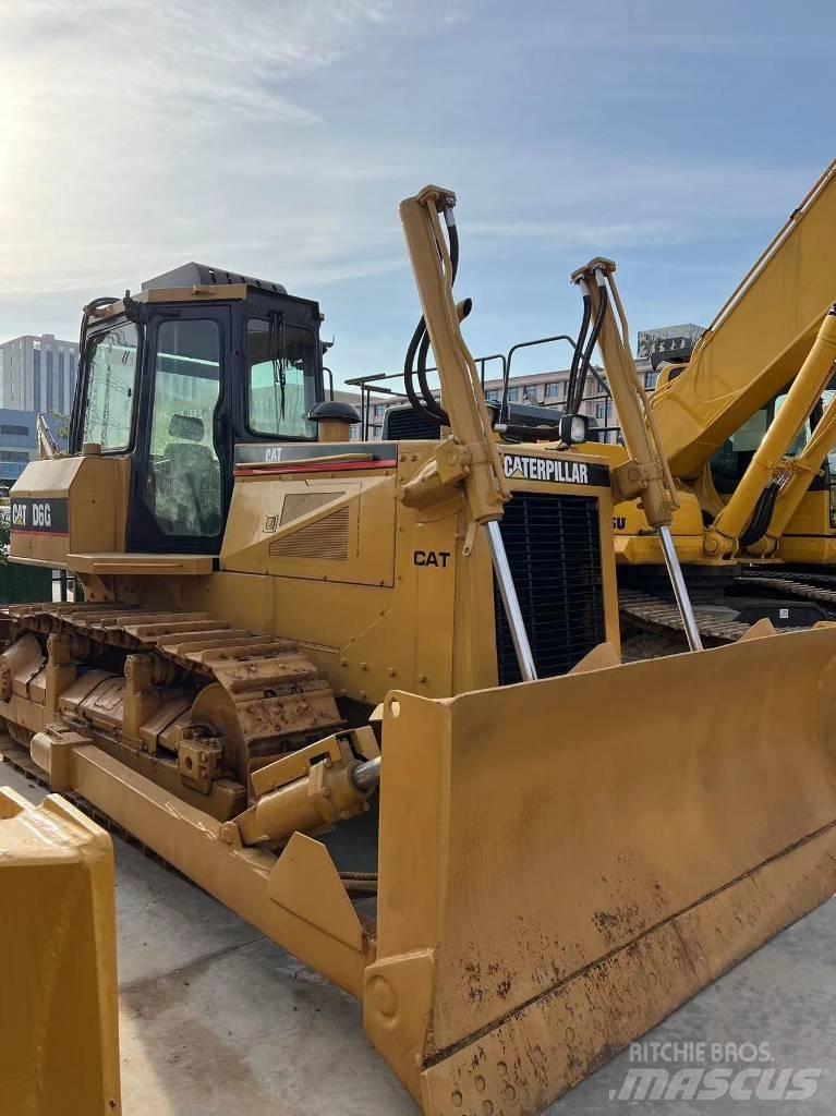 CAT D 6 G Bulldozer på larvebånd