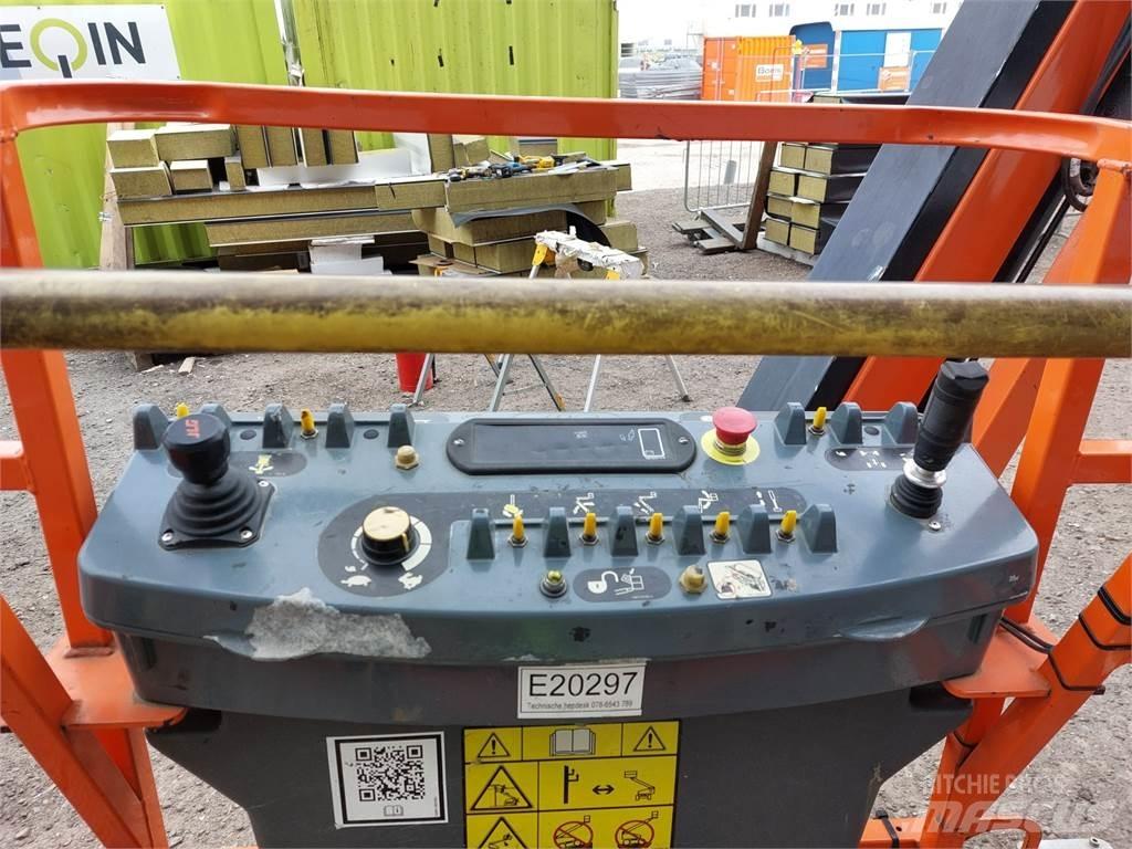 JLG H800AJ Bomlifte med knækarm