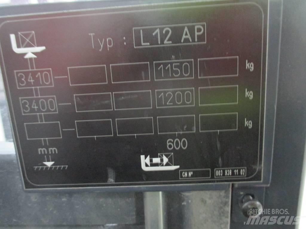 Linde L 12 AP Selvkørende stablere