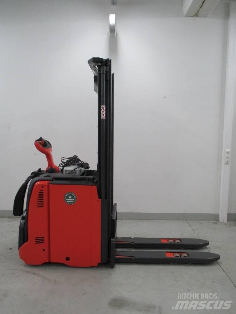 Linde L 12 AP Selvkørende stablere