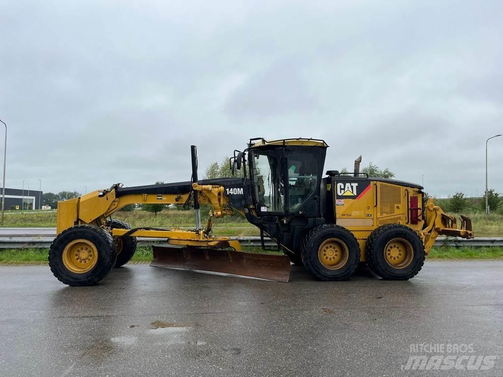 CAT 140M Vejhøvle / Gradere