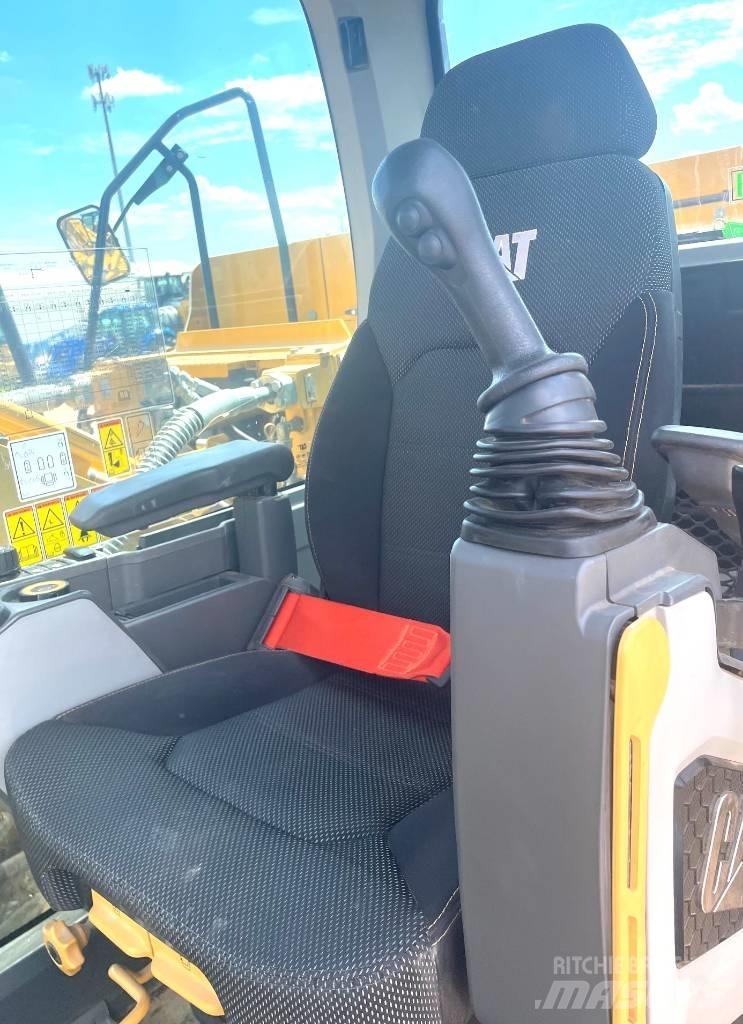CAT 320 TC Gravemaskiner på larvebånd