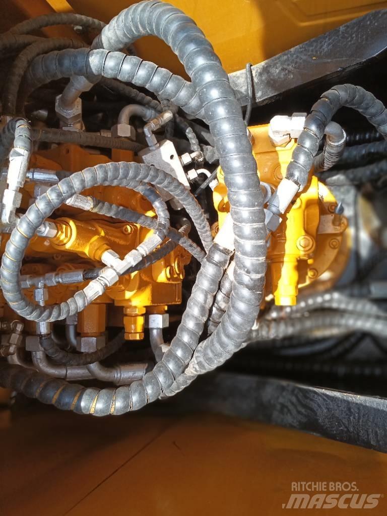 Sany SY 135C Midi-gravemaskiner 7t - 12t