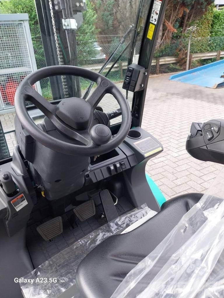 Mitsubishi FG 25 N LPG gaffeltrucks