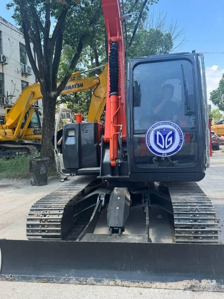 Hitachi ZX 70 Gravemaskiner på larvebånd