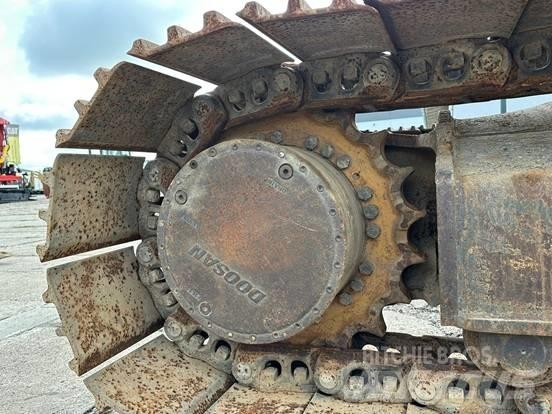 Doosan DX 300 LC-3 Gravemaskiner på larvebånd