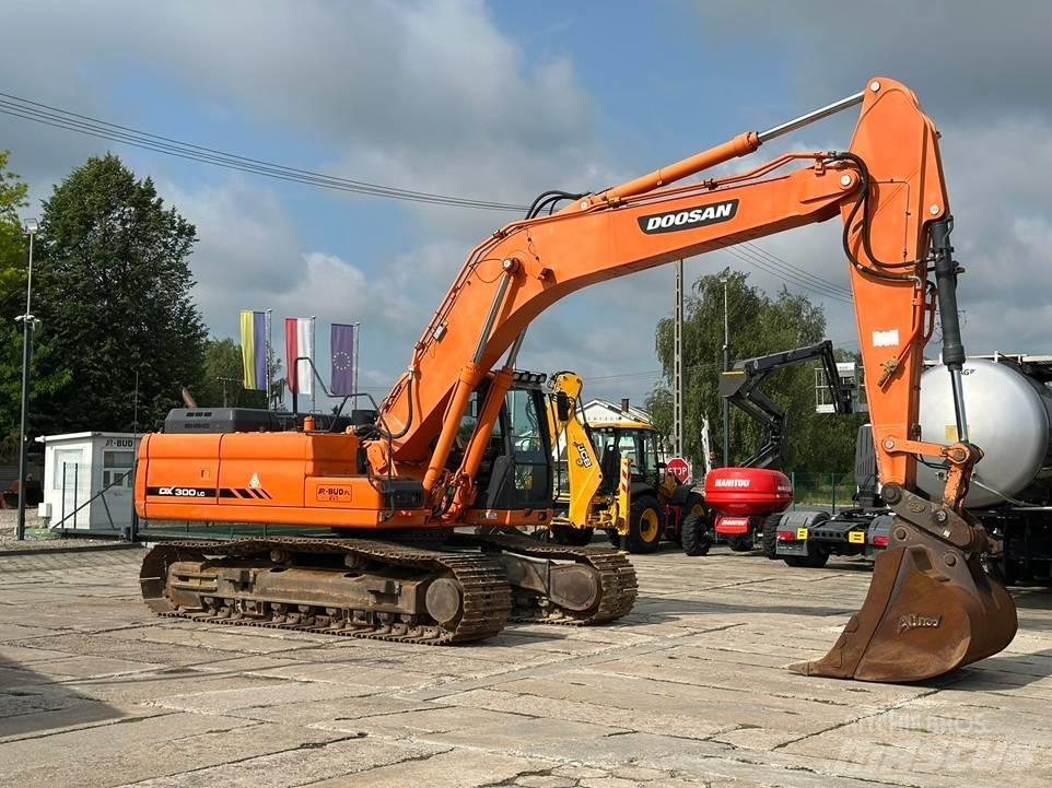 Doosan DX 300 LC-3 Gravemaskiner på larvebånd