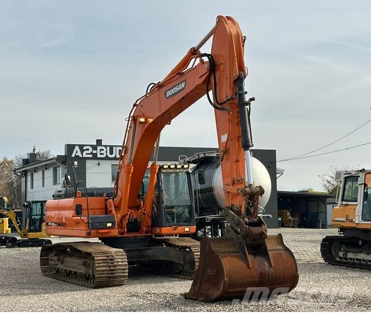 Doosan DX 300 LC-3 Gravemaskiner på larvebånd