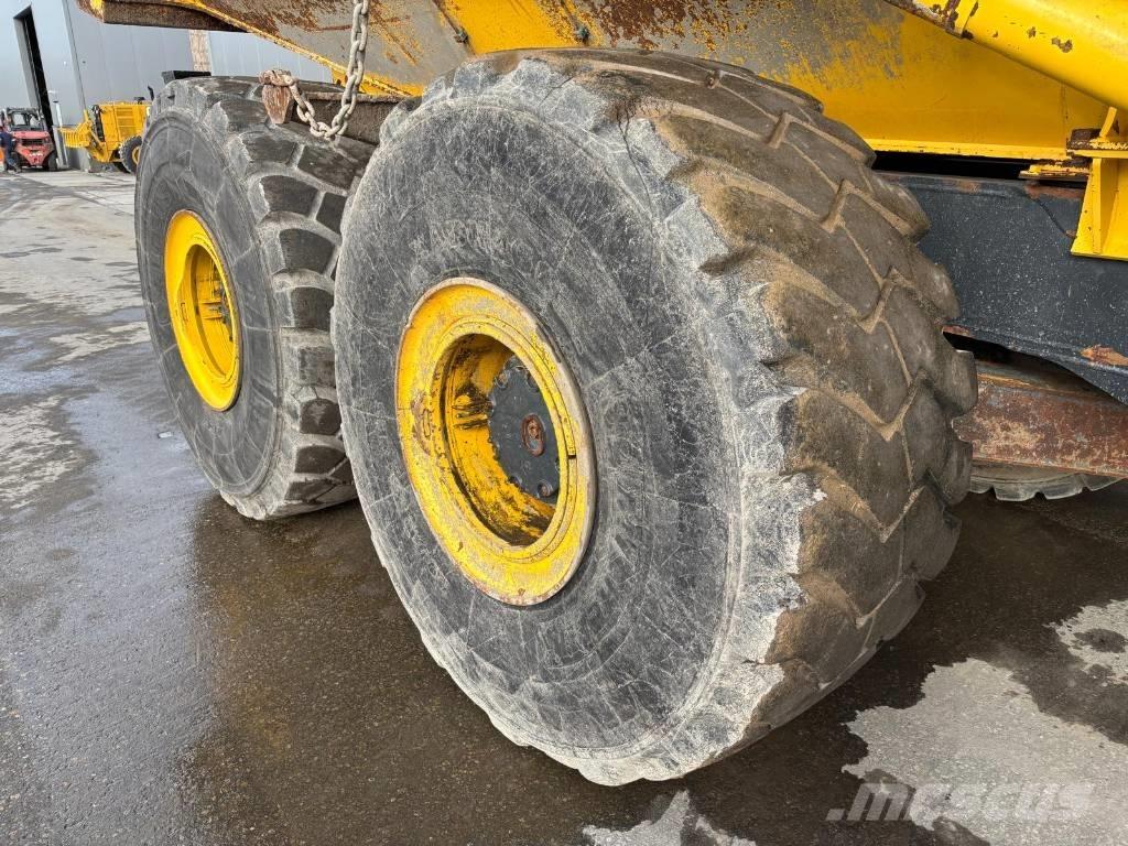 Komatsu HM 400-5 Terrængående lastbiler