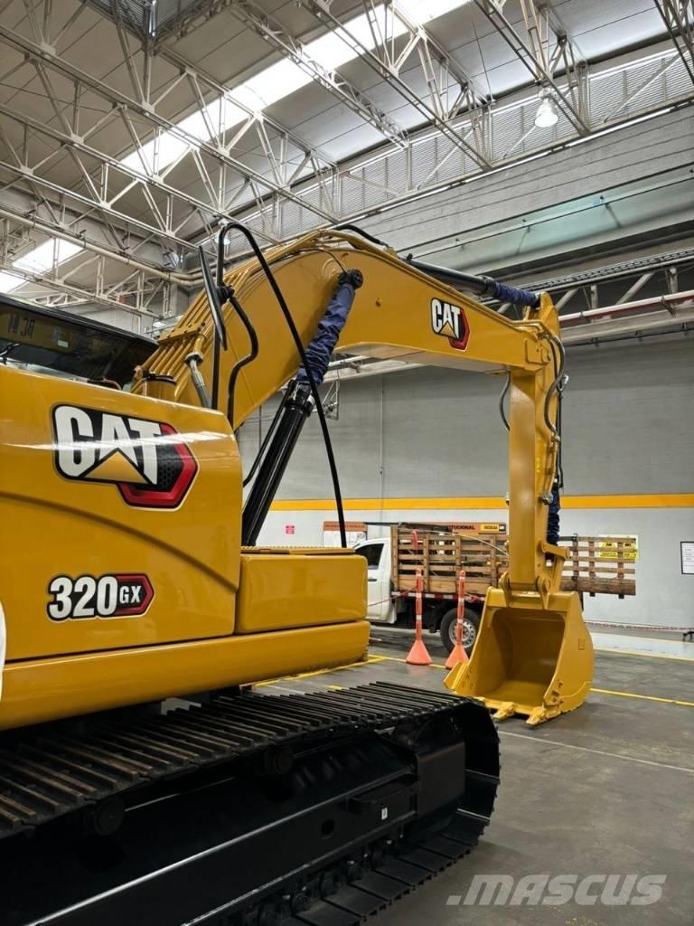 CAT 320 Gravemaskiner på larvebånd
