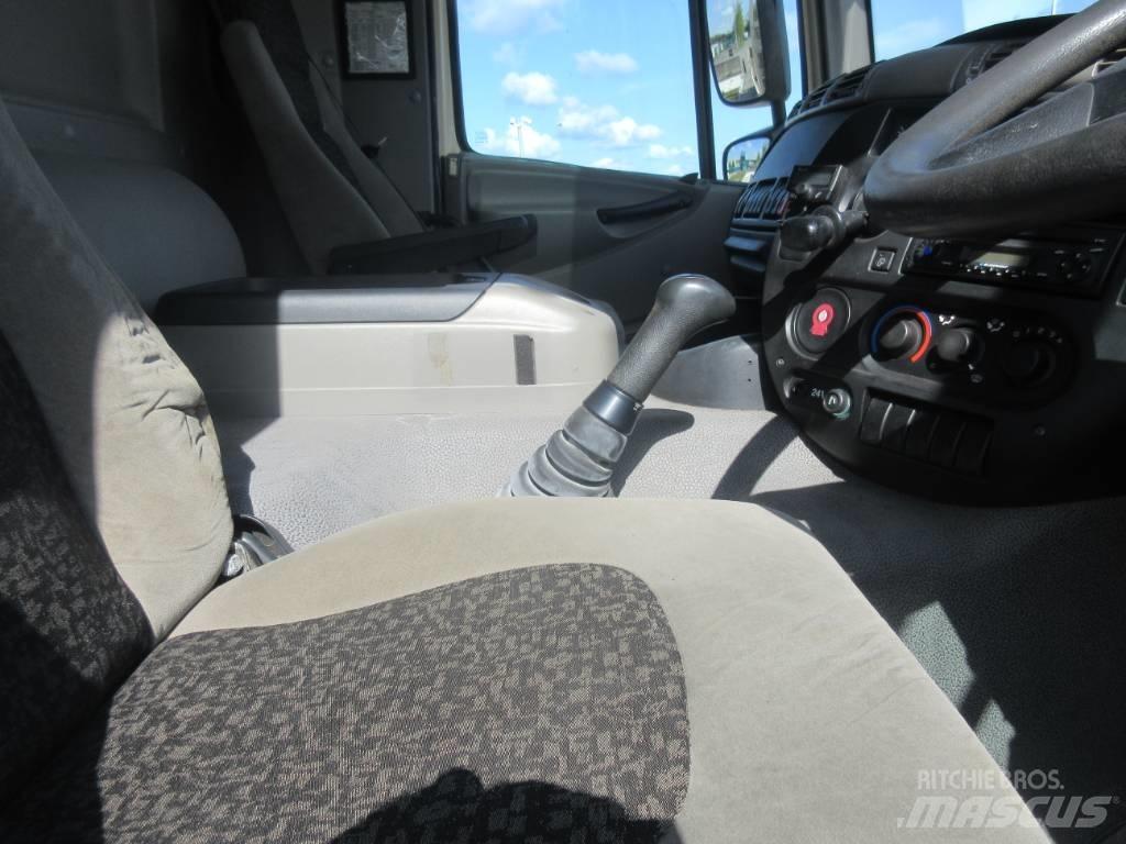 DAF 65CF300 Lastbil med kran