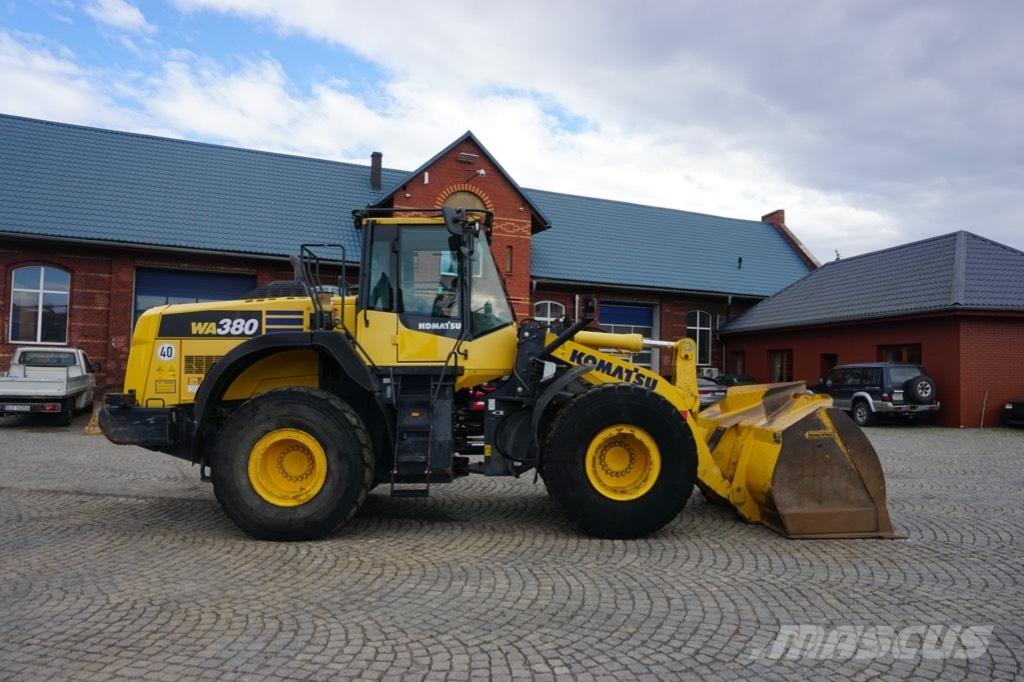 Komatsu WA 380-8 Læssemaskiner på hjul