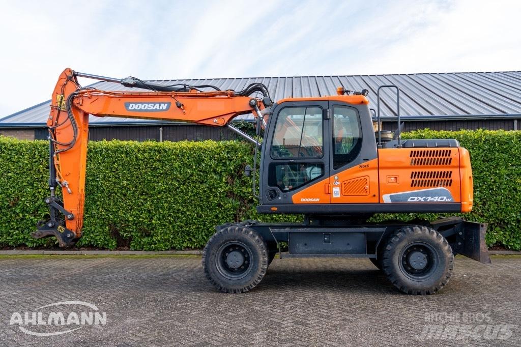 Doosan DX140W-5 Gravemaskiner på hjul