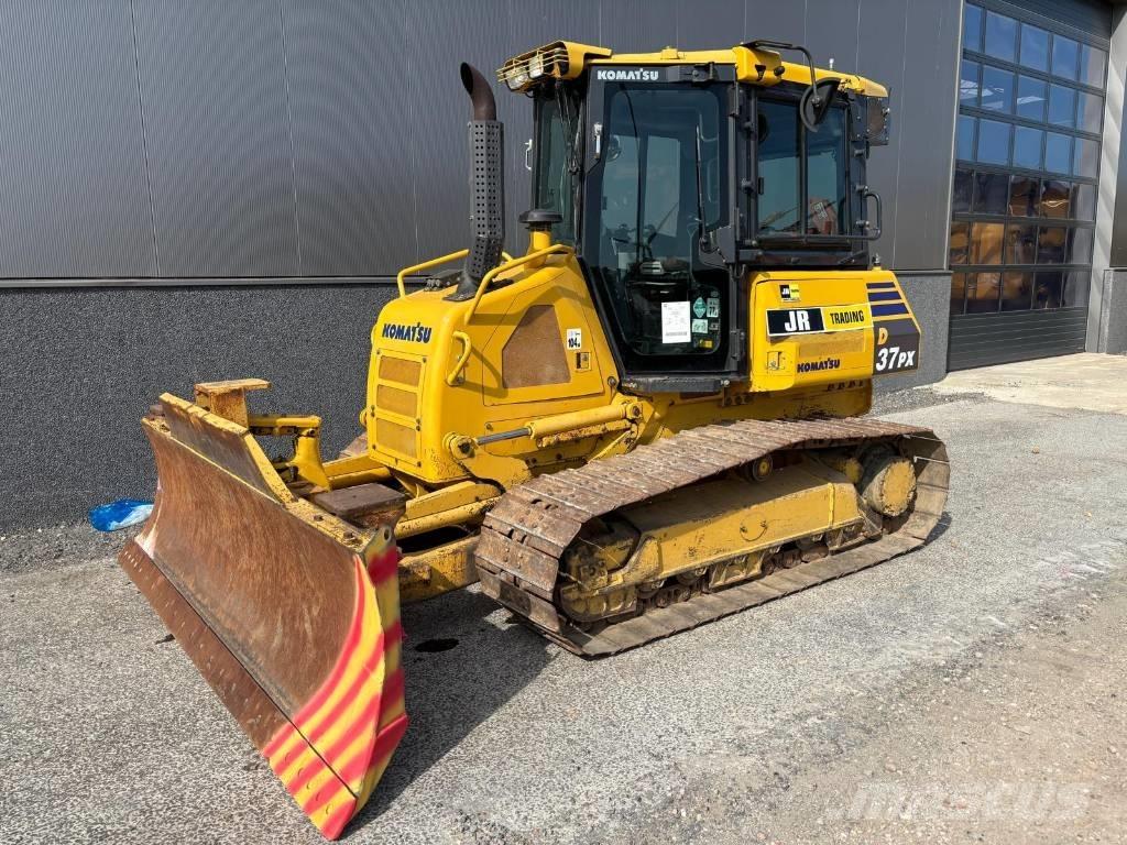 Komatsu D37 PX-23 Bulldozer på larvebånd