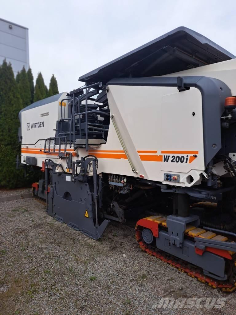 Wirtgen W 200 i Asfalt-koldfræsere