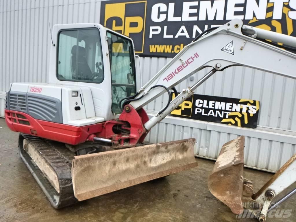 Takeuchi TB250 Minigravemaskiner