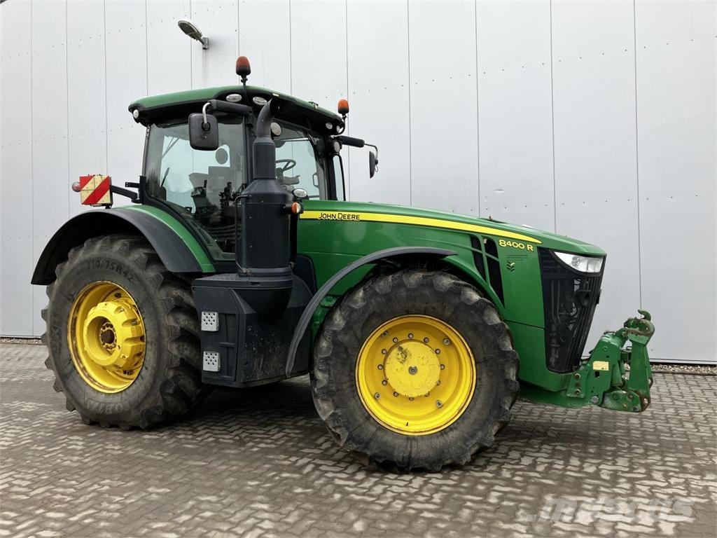 John Deere 8400R Traktorer