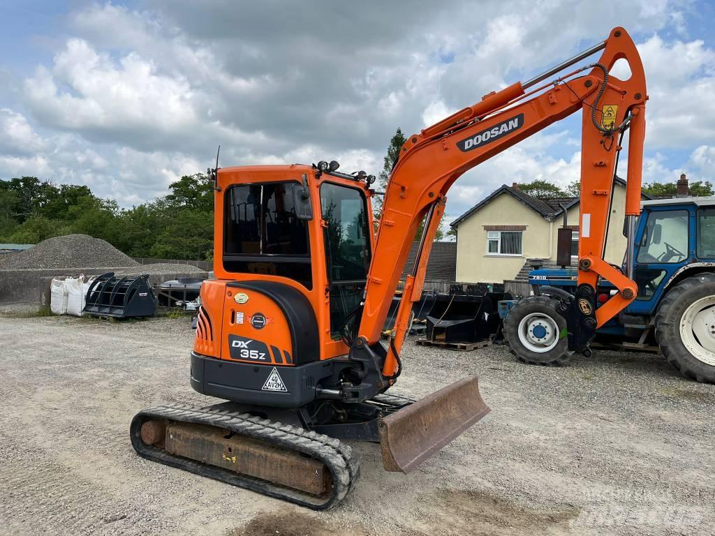 Doosan DX35Z Minigravemaskiner