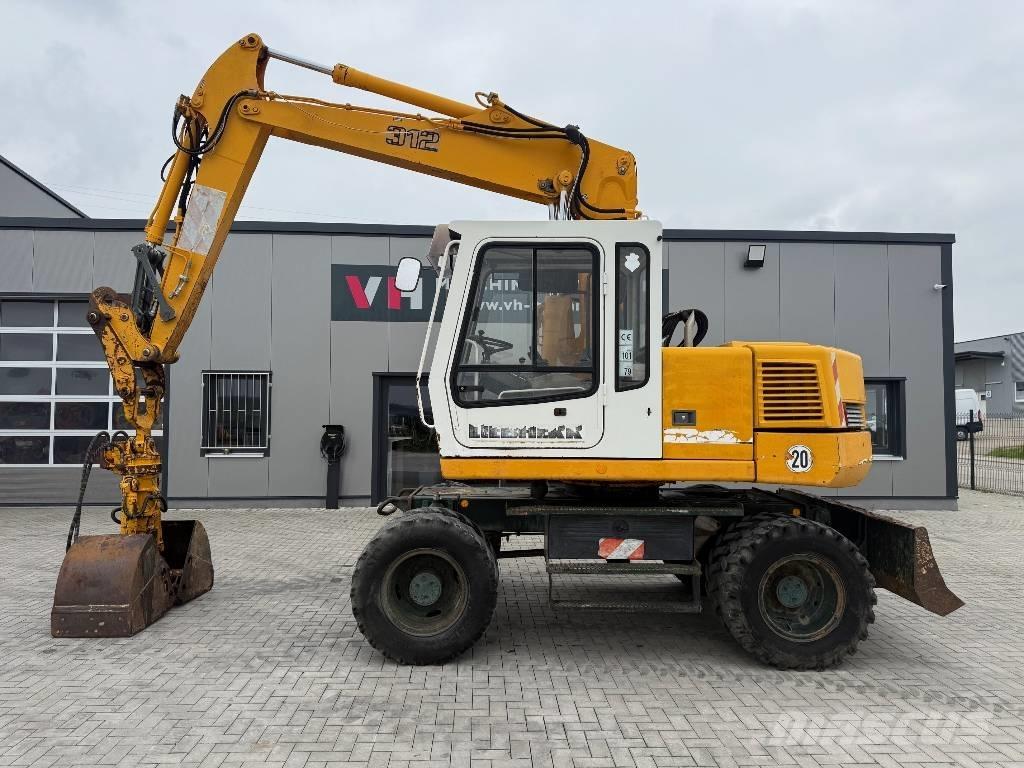 Liebherr A 312 Gravemaskiner på hjul