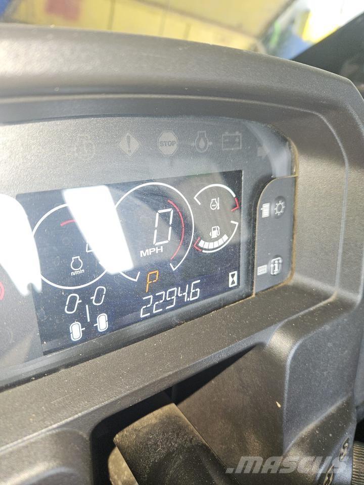 John Deere XUV865M ATV'er