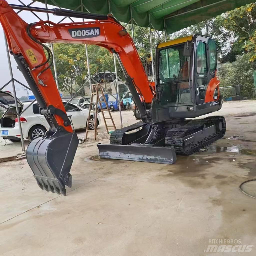 Doosan DX 60-9 C Gravemaskiner på larvebånd