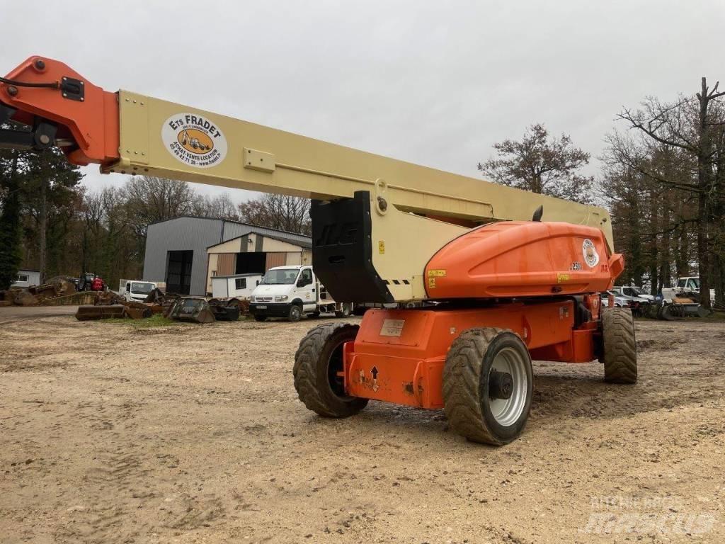 JLG 1250 AJP Bomlifte med knækarm