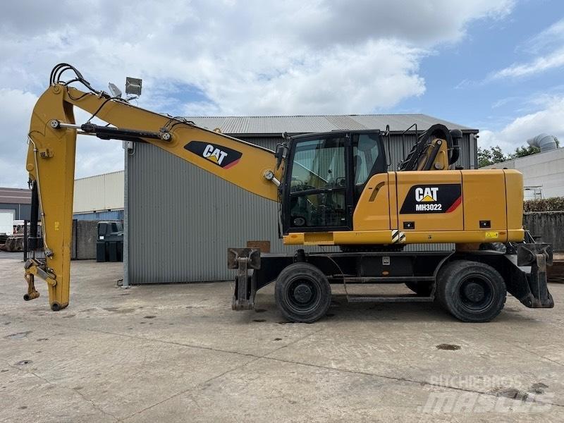 CAT MH 3022 Materialehåndteringsmaskiner
