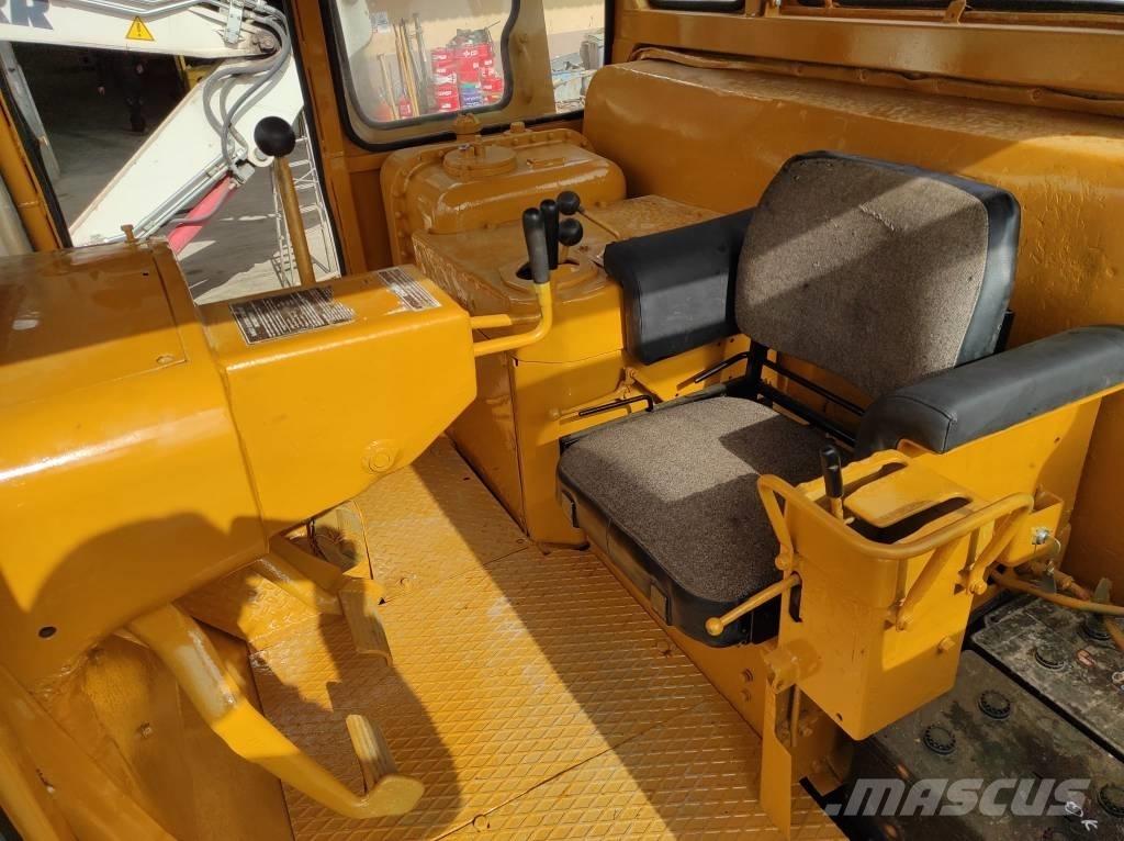 CAT D 9 H Bulldozer på larvebånd