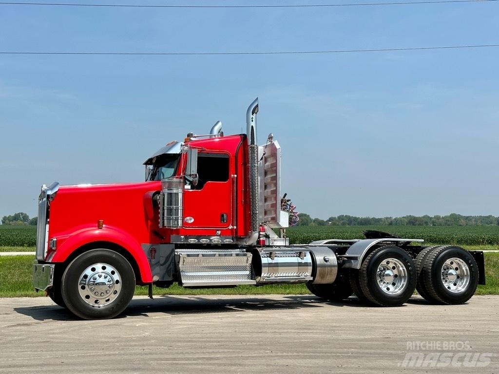 Kenworth W900 Trækkere