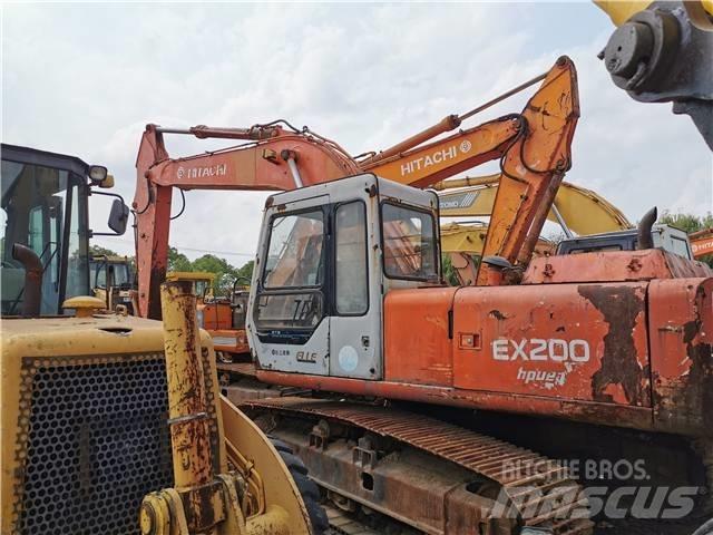 Hitachi EX200-1 Gravemaskiner på larvebånd