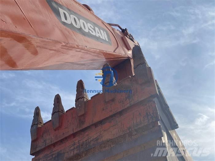 Doosan DX 380 LC Gravemaskiner på larvebånd