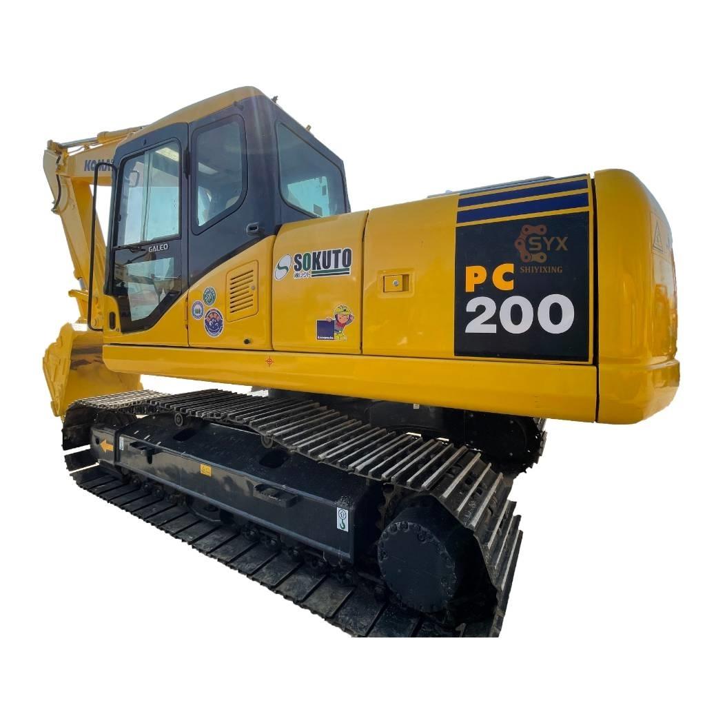 Komatsu PC 220 Gravemaskiner på larvebånd