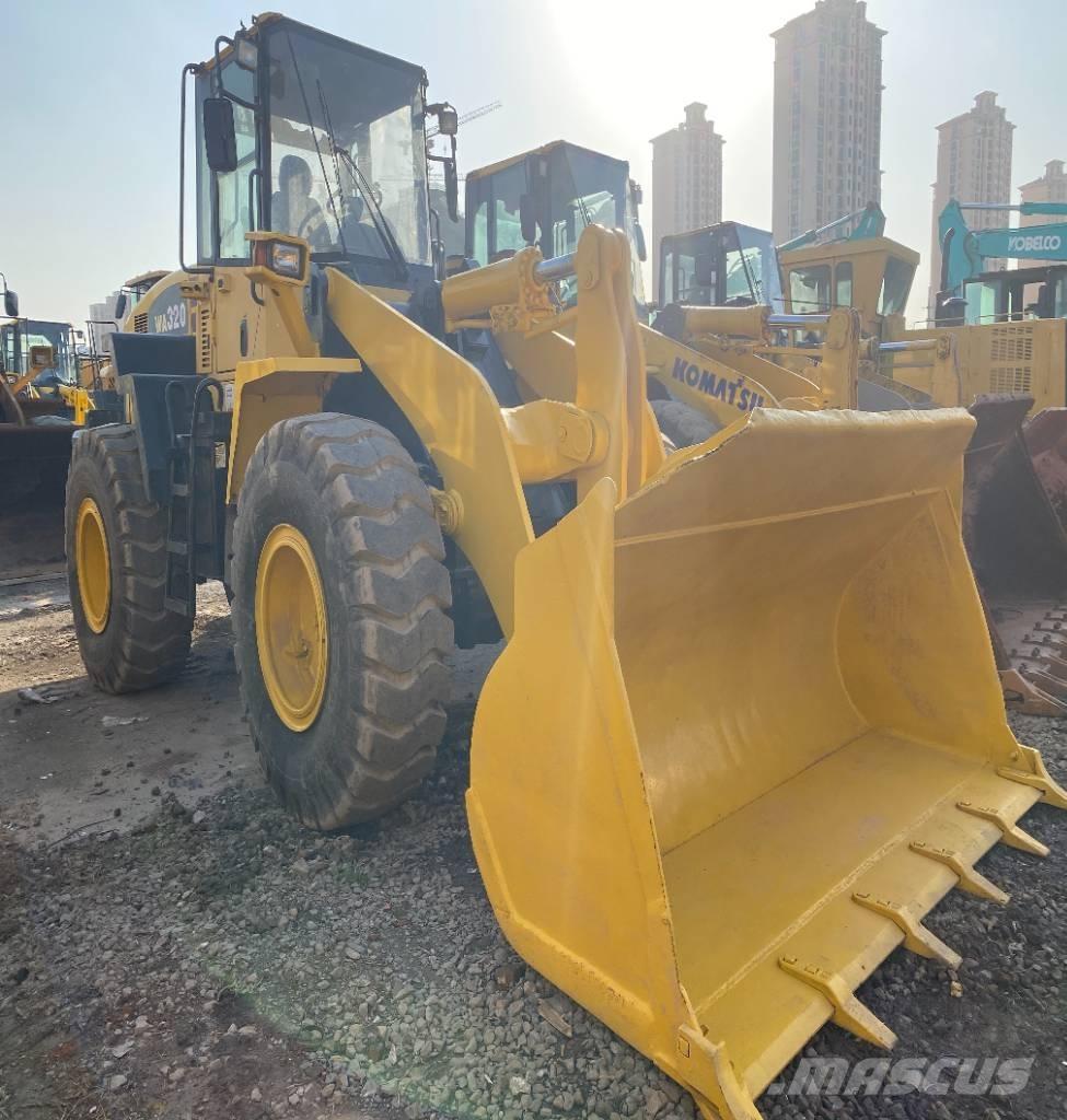Komatsu WA 320-5 Læssemaskiner på hjul