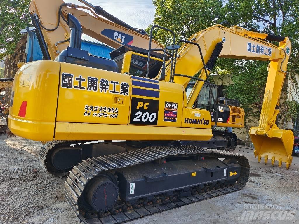 Komatsu PC 200-8 Gravemaskiner på larvebånd