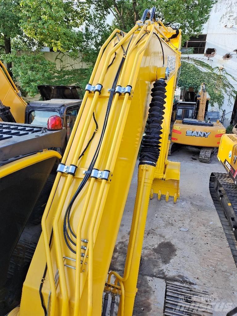 Komatsu PC 200-8 Gravemaskiner på larvebånd