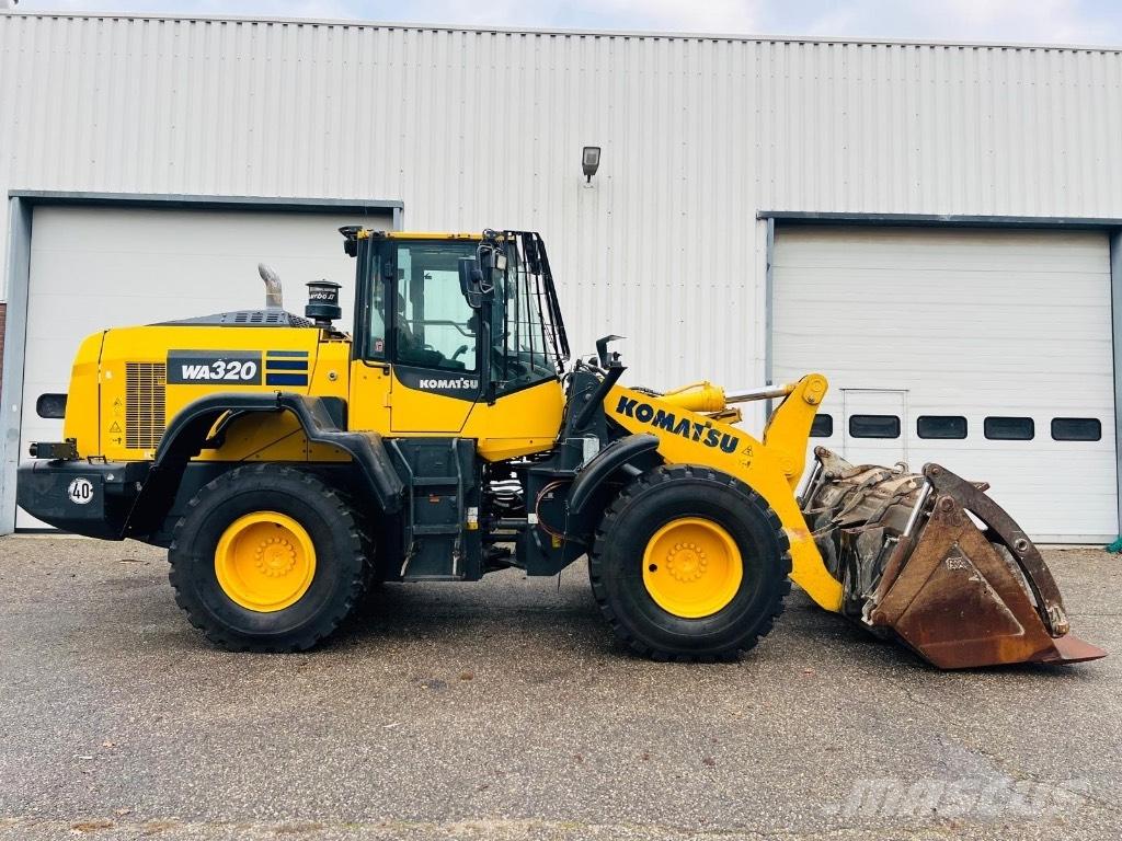 Komatsu WA 320-8 Læssemaskiner på hjul