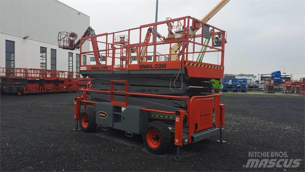SkyJack 9250RT Saxlifte