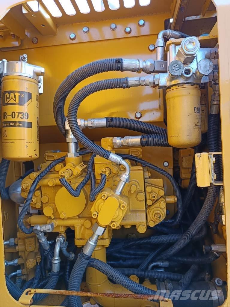 CAT 312 D Gravemaskiner på larvebånd